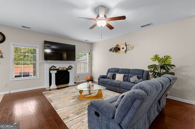 109 Briandwood Drive, Newnan, GA 30265