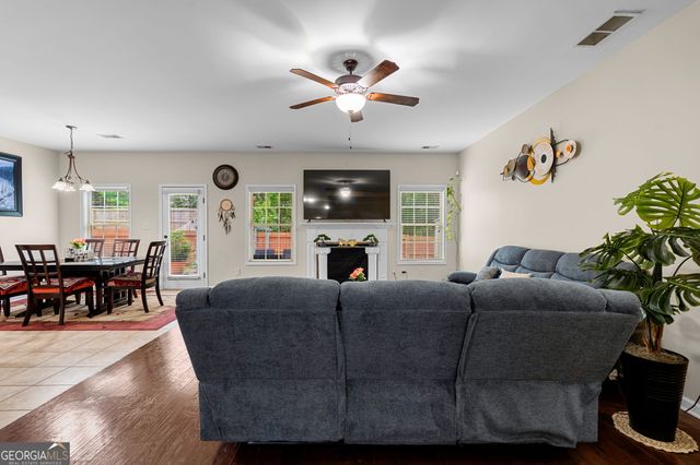 109 Briandwood Drive, Newnan, GA 30265