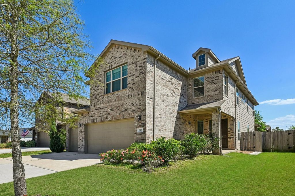 1728 Brushy Cedar Court, Conroe, TX 77301