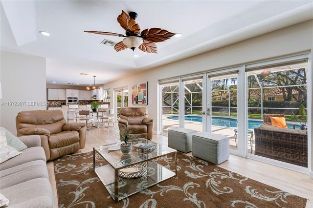 16085 SW 84th Pl, Palmetto Bay, FL 33157