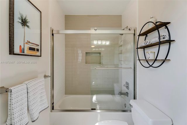 16085 SW 84th Pl, Palmetto Bay, FL 33157