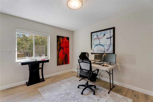 16085 SW 84th Pl, Palmetto Bay, FL 33157