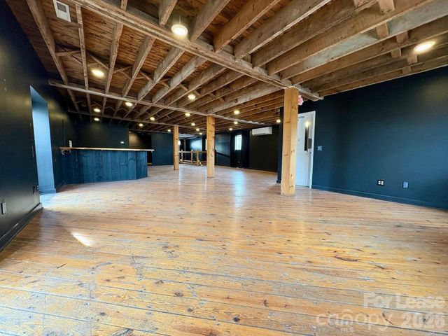 255 Short Coxe Avenue, Asheville, NC 28801