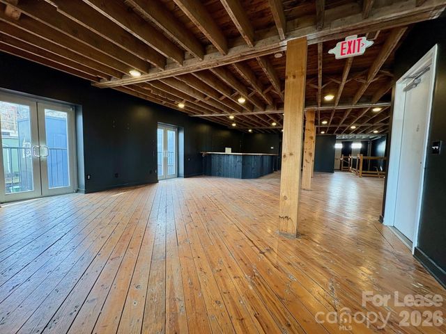 255 Short Coxe Avenue, Asheville, NC 28801