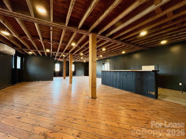 255 Short Coxe Avenue, Asheville, NC 28801