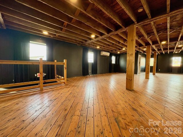 255 Short Coxe Avenue, Asheville, NC 28801