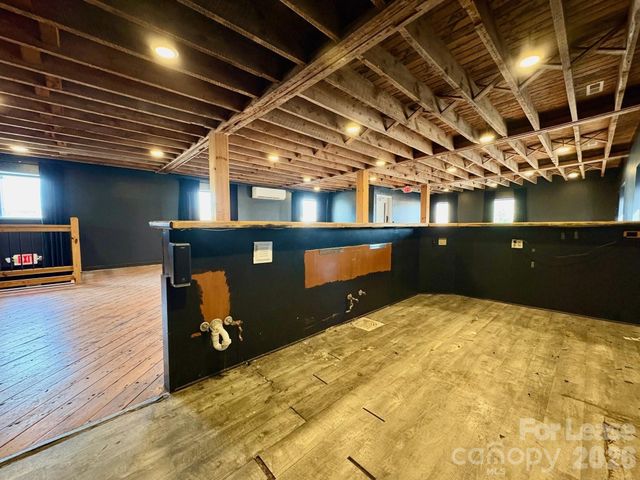 255 Short Coxe Avenue, Asheville, NC 28801
