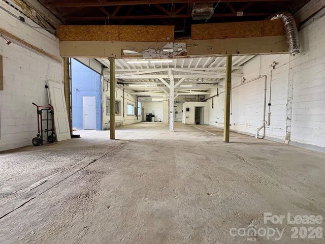 255 Short Coxe Avenue, Asheville, NC 28801