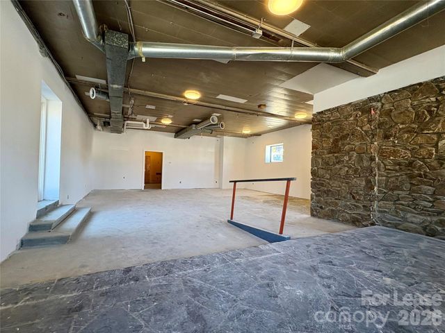 255 Short Coxe Avenue, Asheville, NC 28801