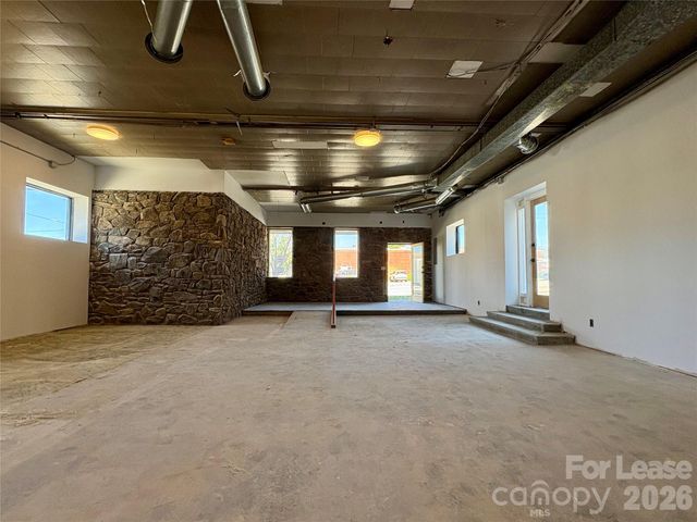 255 Short Coxe Avenue, Asheville, NC 28801