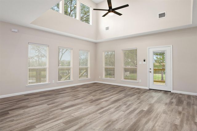 3613 Pecan Drive, Bacliff, TX 77518