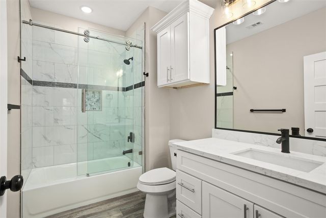 3613 Pecan Drive, Bacliff, TX 77518