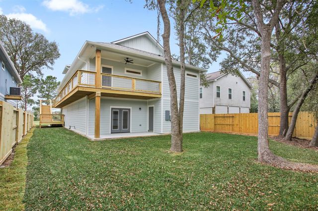 3613 Pecan Drive, Bacliff, TX 77518