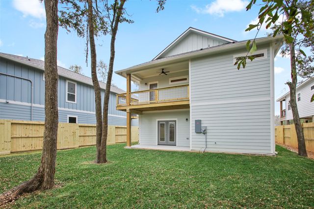 3613 Pecan Drive, Bacliff, TX 77518