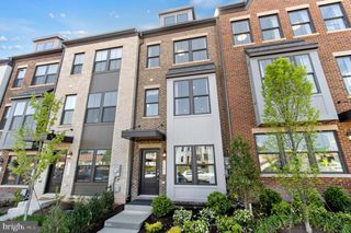 3505 DEAN DR, Hyattsville, MD 20782