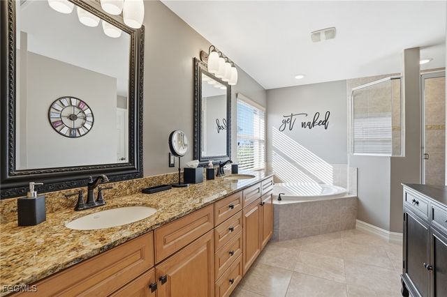 1419 Old Burnt Store RD N, Cape Coral, FL 33993