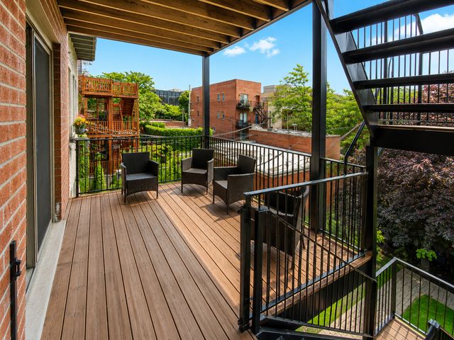 1517 W Adams Street 2, Chicago, IL 60607