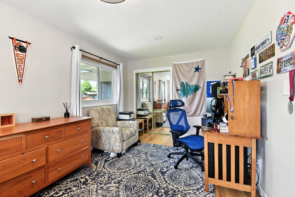 Image 20 of property listing at 1008 Buena Drive, Great Falls, MT 59404