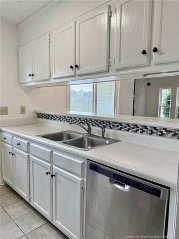 6808 Shawcross Lane, Fayetteville, NC 28314