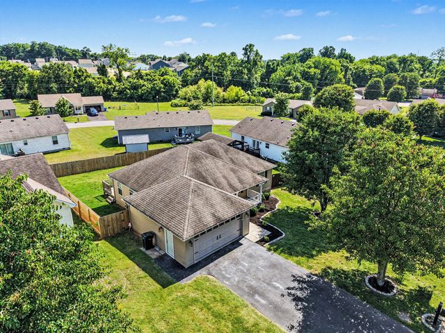 1847 Emily Ln, Columbia, TN 38401