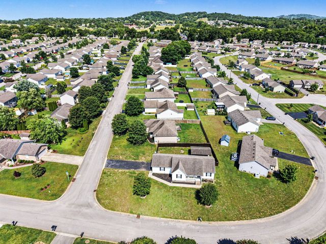 1847 Emily Ln, Columbia, TN 38401