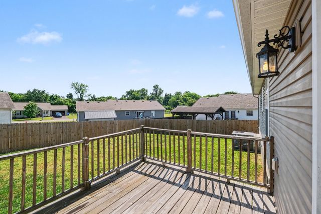 1847 Emily Ln, Columbia, TN 38401