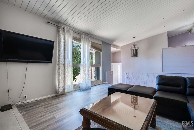 3901 Union Avenue, Bakersfield, CA 93305