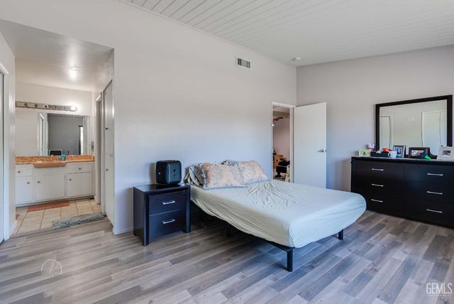 3901 Union Avenue, Bakersfield, CA 93305