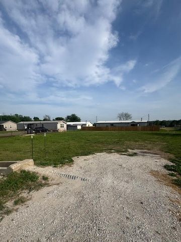 8502 Fm 730 Road, Azle, TX 76020