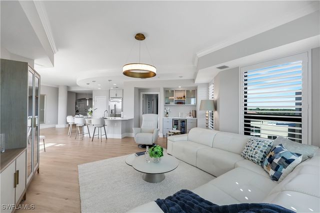 9115 Strada PL 5502, Naples, FL 34108