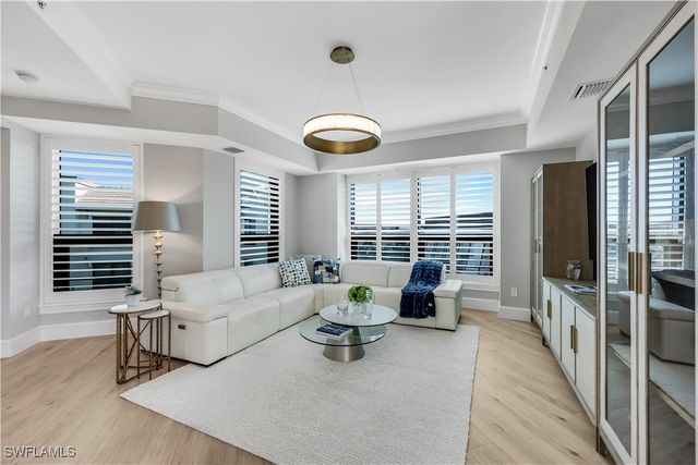 9115 Strada PL 5502, Naples, FL 34108