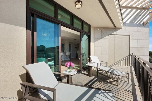 9115 Strada PL 5502, Naples, FL 34108