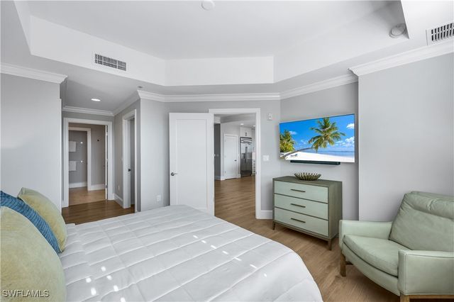 9115 Strada PL 5502, Naples, FL 34108