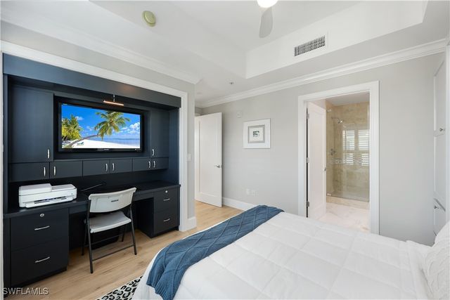 9115 Strada PL 5502, Naples, FL 34108