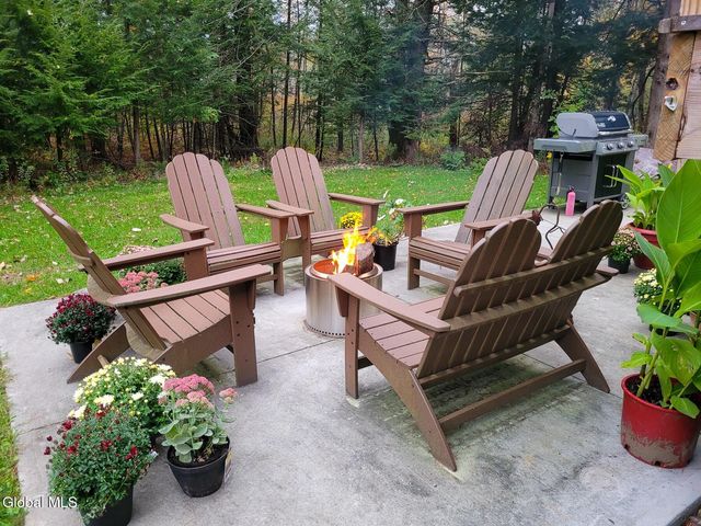 24 Grange Road, Greenfield, NY 12833