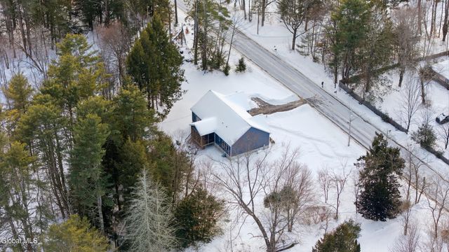 24 Grange Road, Greenfield, NY 12833