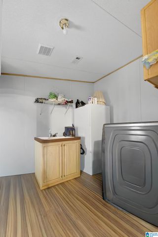 450 LAKE CIRCLE, Gadsden, AL 35901