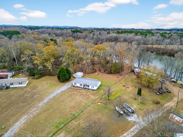 450 LAKE CIRCLE, Gadsden, AL 35901