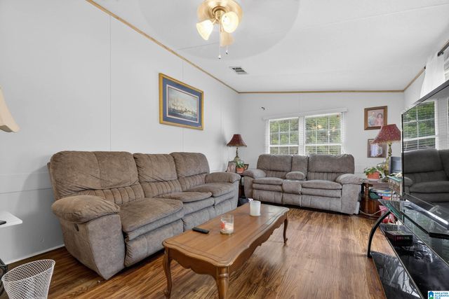 450 LAKE CIRCLE, Gadsden, AL 35901