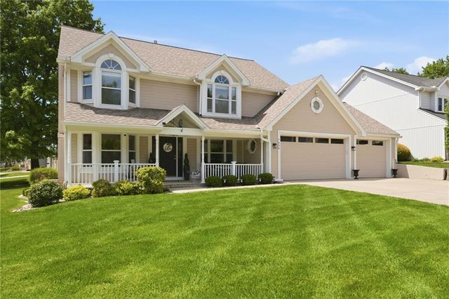 7638 N Pomona Avenue, Kansas City, MO 64152