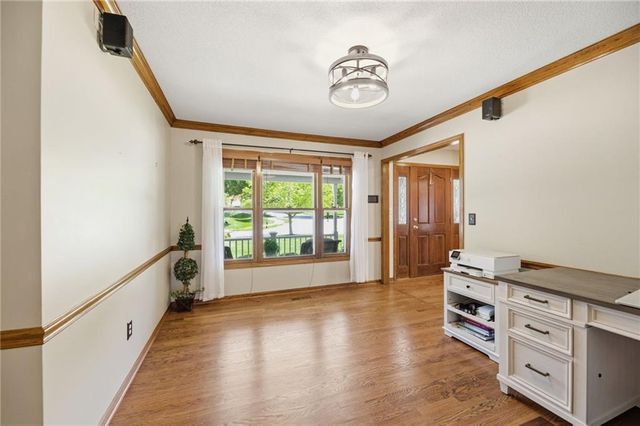 7638 N Pomona Avenue, Kansas City, MO 64152