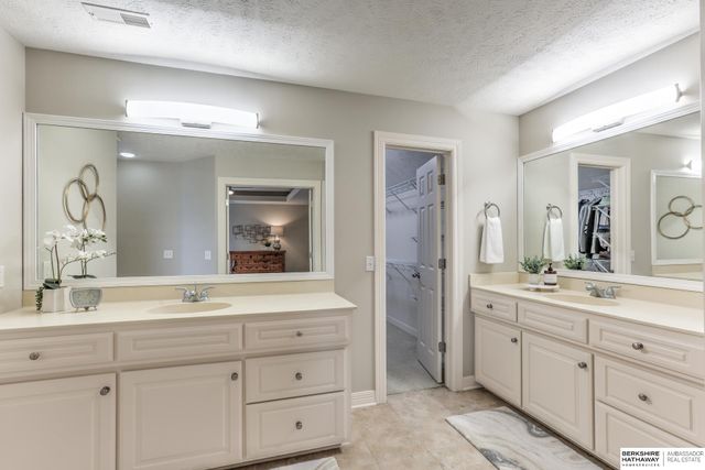 7209 S 193 Street, Gretna, NE 68028