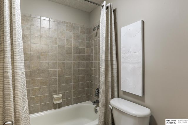 7209 S 193 Street, Gretna, NE 68028