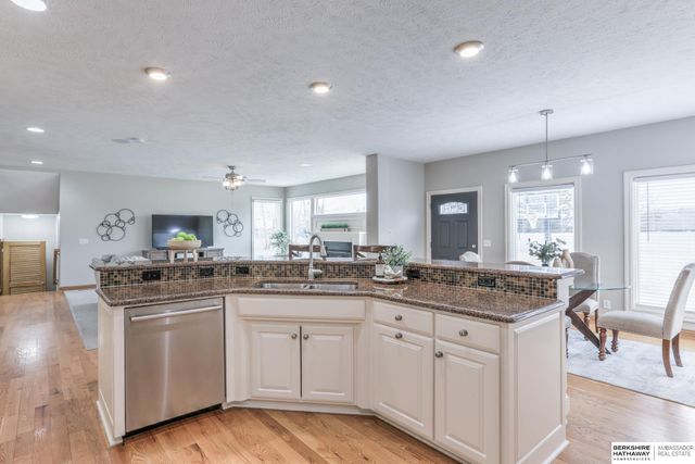 7209 S 193 Street, Gretna, NE 68028