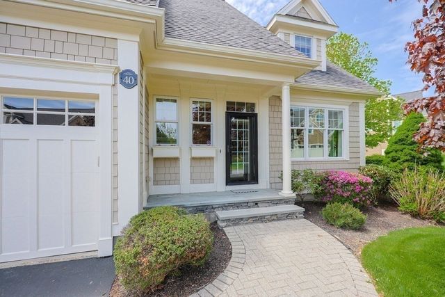 40 Adams Farm Rd 40, Shrewsbury, MA 01545