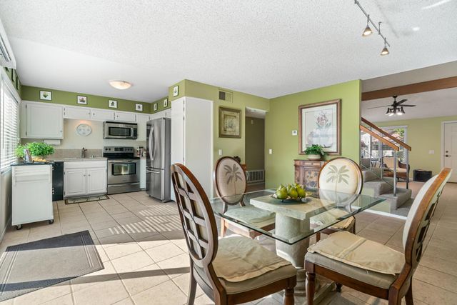 6134 Arroyo Road 4, Palm Springs, CA 92264