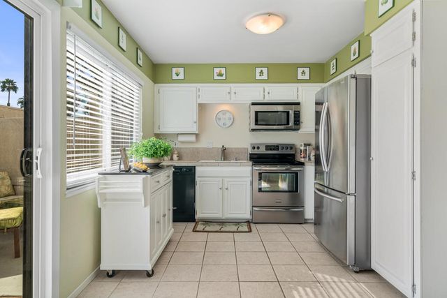 6134 Arroyo Road 4, Palm Springs, CA 92264