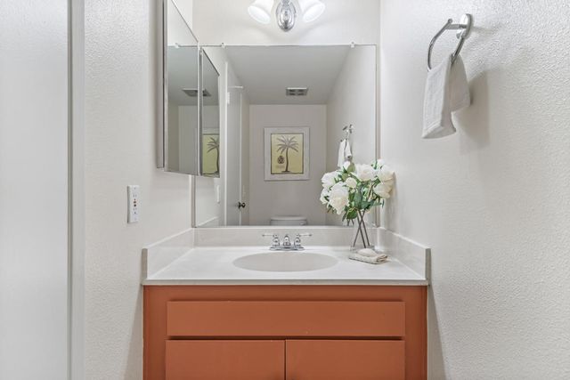 6134 Arroyo Road 4, Palm Springs, CA 92264