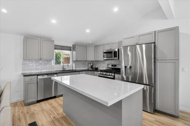 77983 Calypso Road, Palm Desert, CA 92211