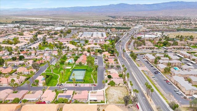 77983 Calypso Road, Palm Desert, CA 92211